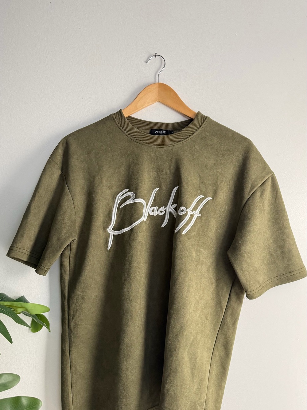 Vogue Aize L Blackoff Olive Green Crewneck Logo T-Shirt